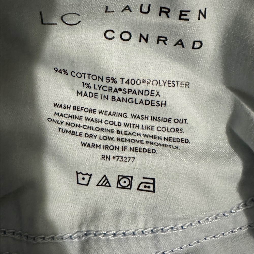 420 LC Lauren Conrad | EUC Vintage High Rise Medium Wash Flare Jeans (size 8) - Picture 9 of 14